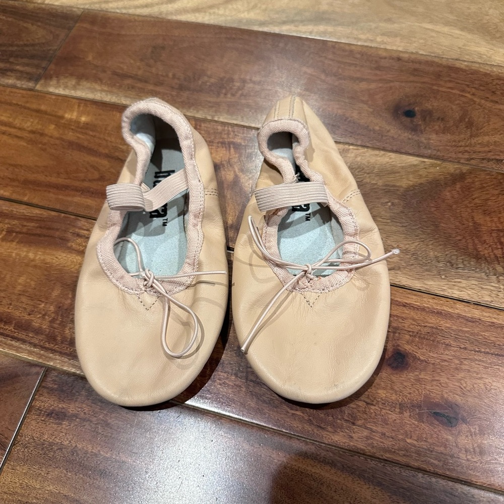 Balera dance shoes size 1 W khaki lightly used